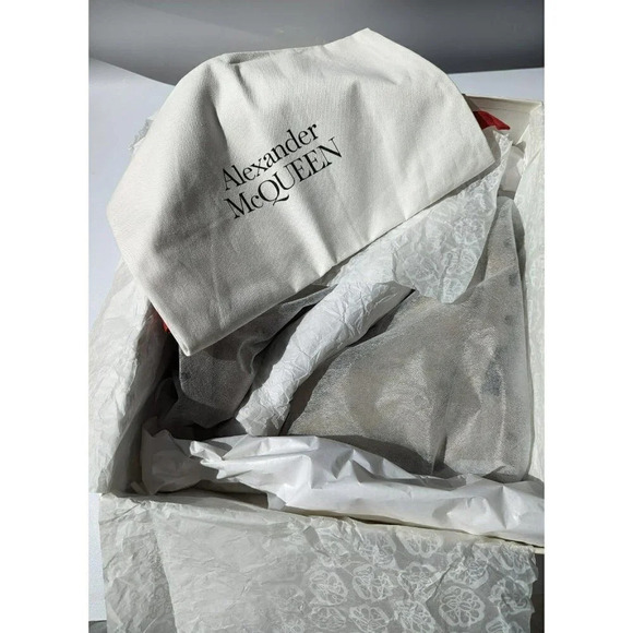 Alexander McQueen Women's Leather Chelsea Boots Size 38.5 C (MSRP $990) - Picture 10 of 12